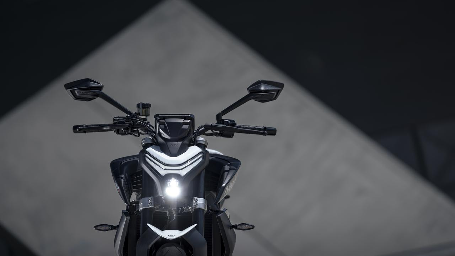 Cfmoto Nk Debutta In Italia La Nuova Naked Di Fascia Media Foto Motoblog