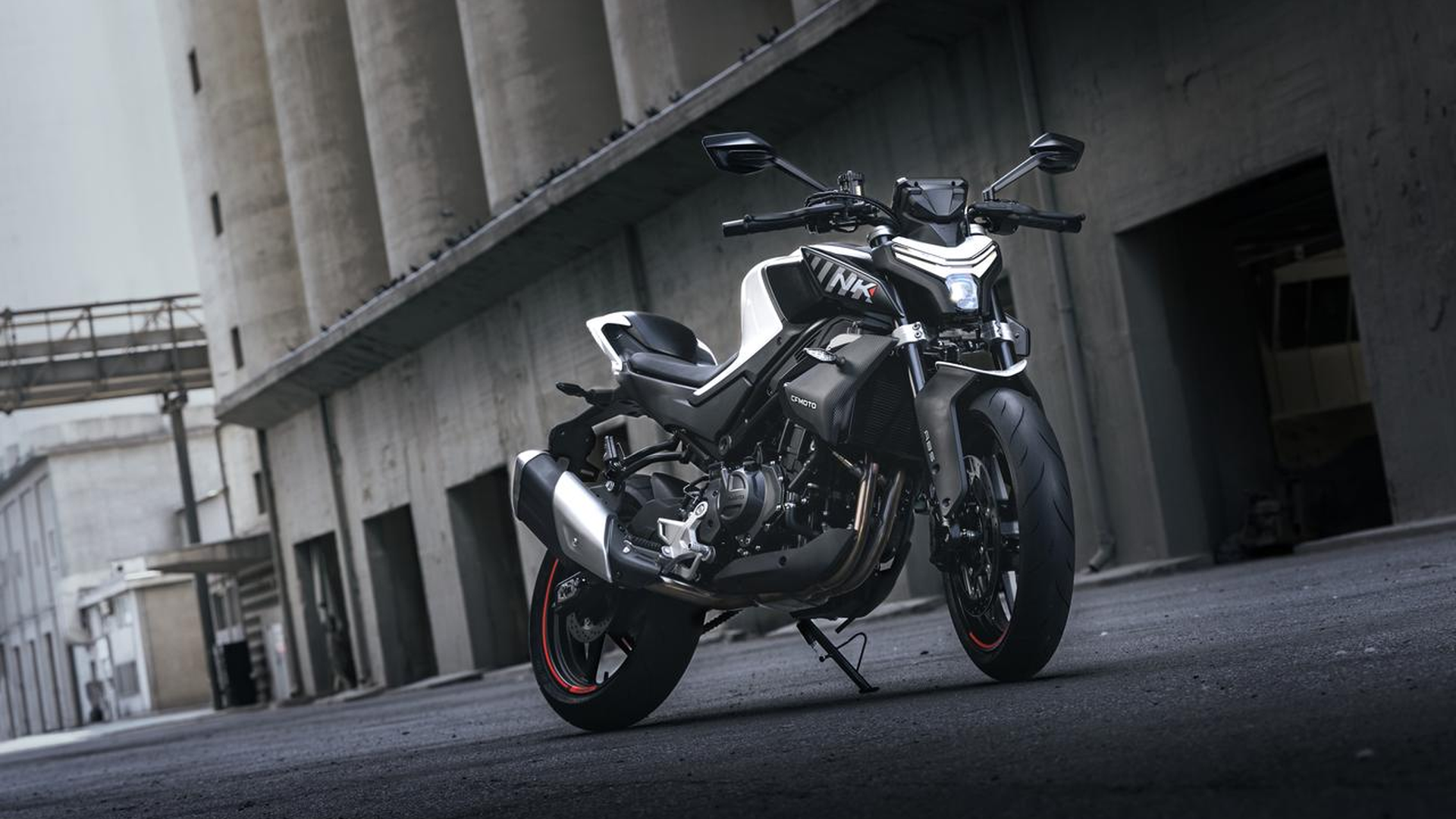 Cfmoto Nk Debutta In Italia La Nuova Naked Di Fascia Media Foto Motoblog