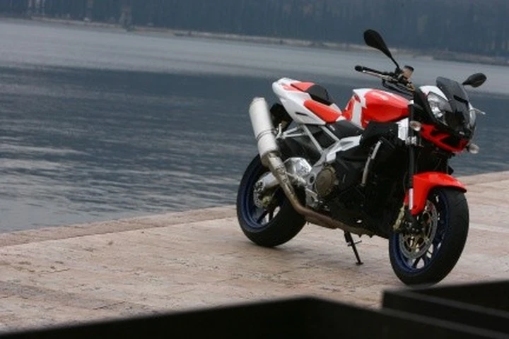 2007 Aprilia Tuono 1000 R: gallery e tecnica