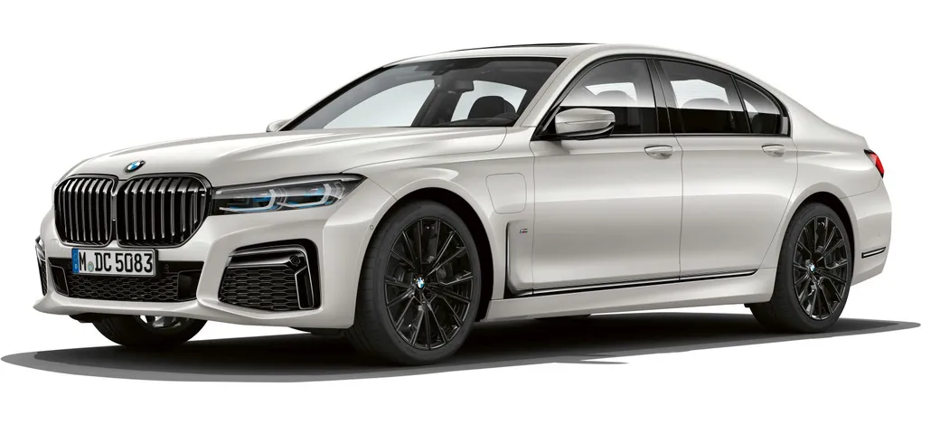 Nuova BMW Serie 7: prime indiscrezioni sulla settima generazione