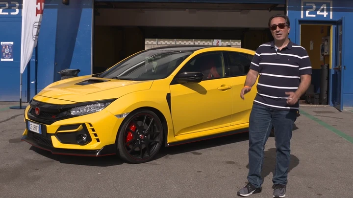 Honda Civic Type R Limited Edition: in pista a Vallelunga