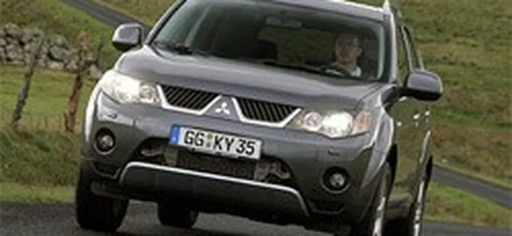 Sulla Mitsubishi Outlander il 2.2 HDi Peugeot-Citroen