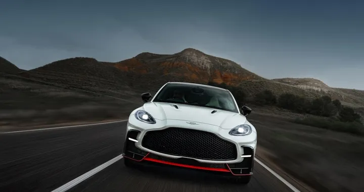 Aston Martin DBX S, il SUV sportivo da 311 km/h di velocità massima