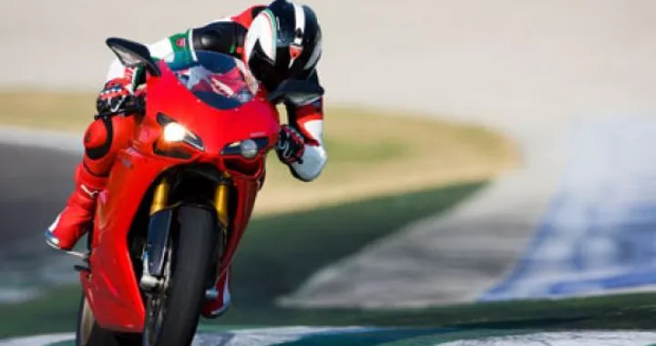 Partono il 7 Aprile al Mugello i corsi di guida Ducati 2009
