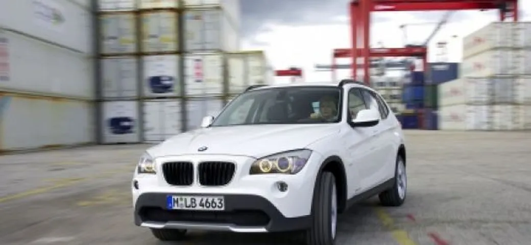 BMW X1: la casa di Monaco incrementa la produzione in vista del lancio commerciale