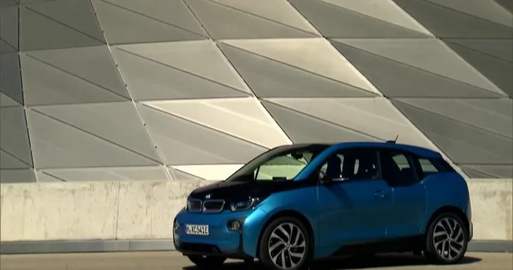 Bmw i3 - Trailer