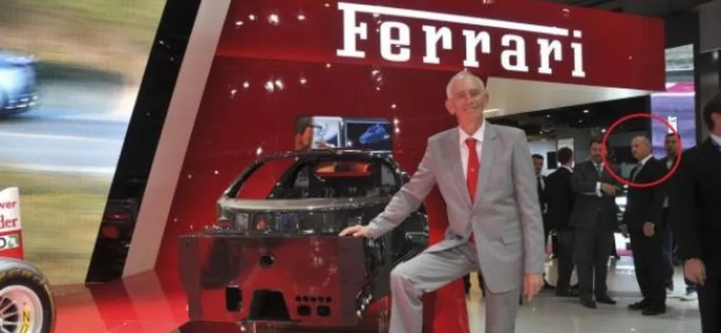 Il telaio della nuova Ferrari Enzo in video