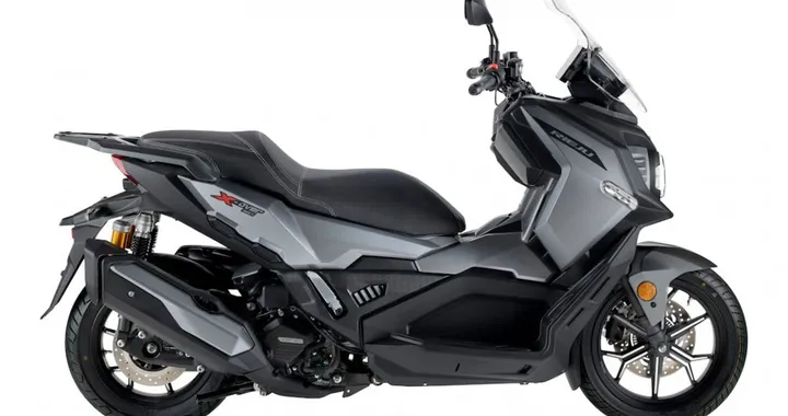 Rieju X-Over 357: arriva il maxi scooter adventure da 30 CV