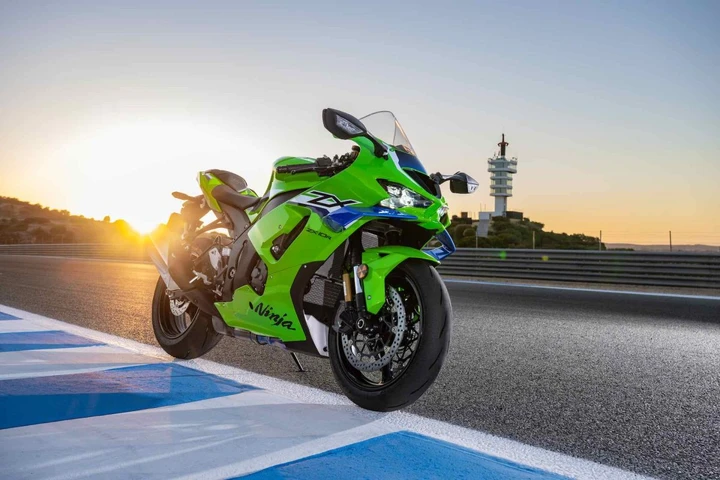 Anteprima della Kawasaki Ninja ZX-10R 2026: 8 fatti rapidi