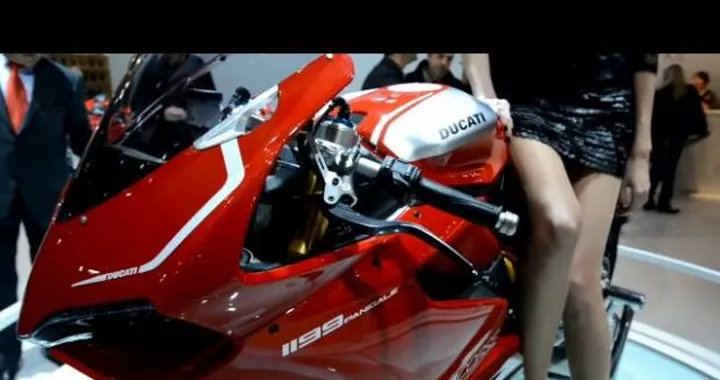 Video Ducati 1199 Panigale R @ Salone Eicma di Milano
