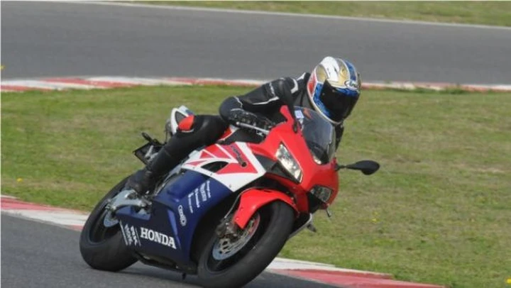 Scatto in Corsa: Honda CBR1000RR Fireblade all'ISAM di Anagni