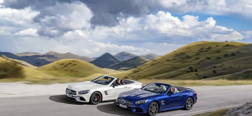 Mercedes SL: con il restyling nuovo frontale e più tecnologia [Video]