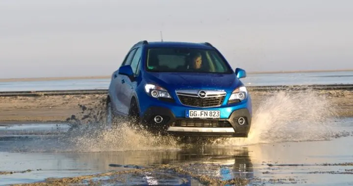 Opel Mokka: arrivano le nuove versioni 1.4 turbo a trazione anteriore