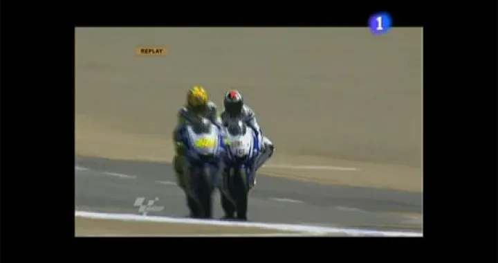 Il "quasi" sorpasso di Jorge Lorenzo su Valentino Rossi