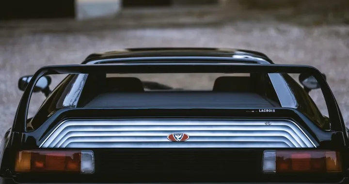 La supercar francese che sfidò la Ferrari F40: è quasi dimenticata