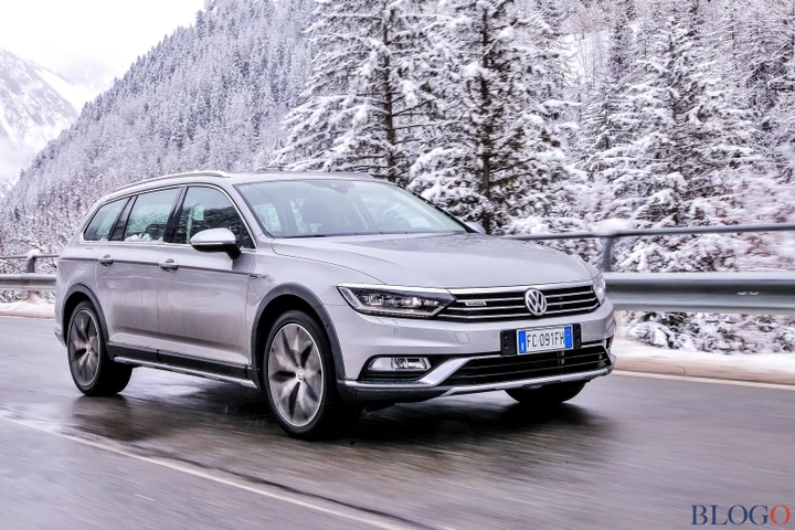 Volkswagen Passat Alltrack BiTdi: la prova su strada [VIDEO]
