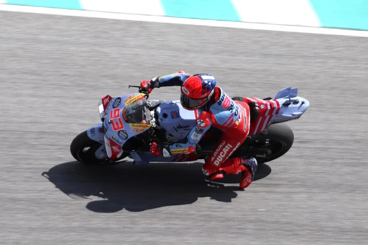 Marc Marquez al Mugello: trionfo tra le polemiche