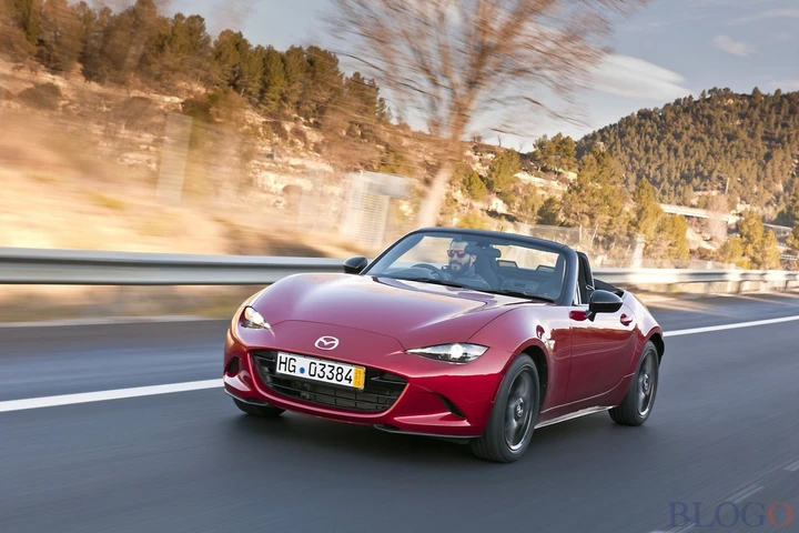 Mazda MX 5 [Video]