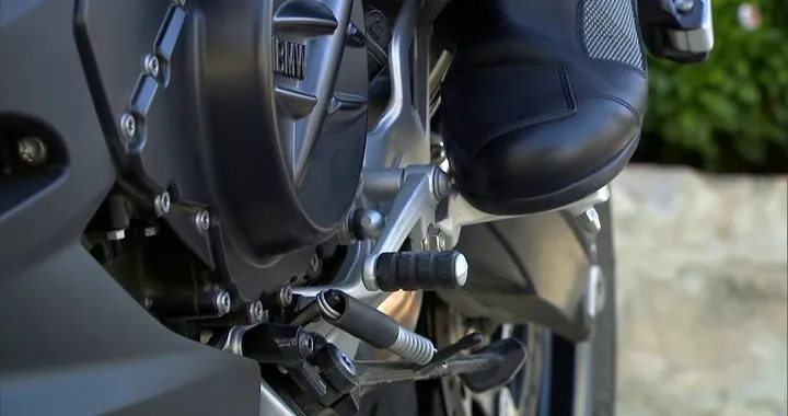 BMW F800R immagini-dinamiche