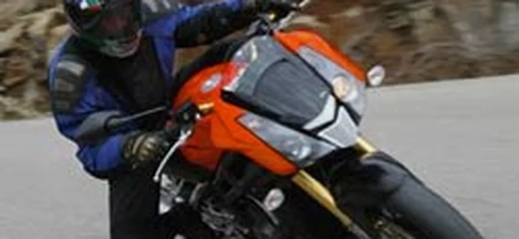 MZ 1000SF Super Fighter - red -