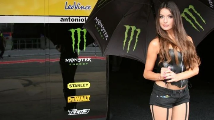 MotoGP: Paddock Girls e Umbrella Girls del Montmelò