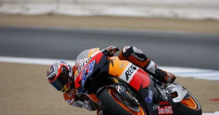 MotoGp, Laguna Seca: trionfa un super-Stoner da brividi!