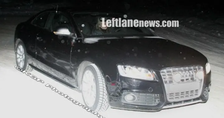 Audi RS5: meglio otto o dieci cilindri?