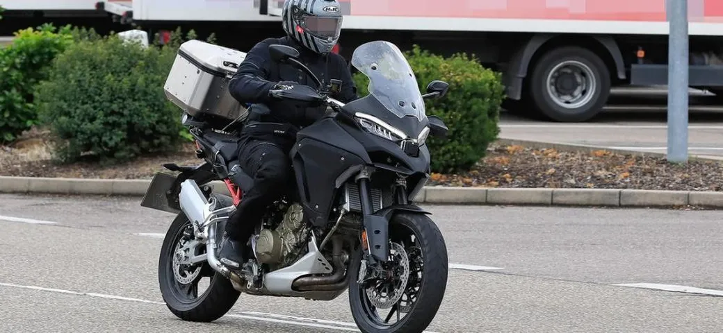 Ducati Multistrada V4, la coppia non basta mai: il motore cresce nella cilindrata