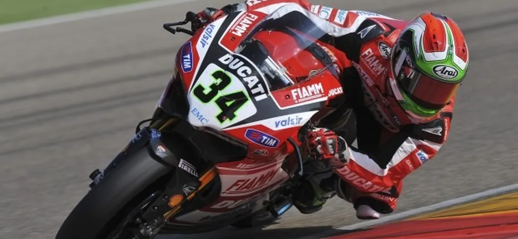 SBK Assen 2014 LIVE: Giugliano primo con caduta nelle FP2, Melandri solo 9° a +1