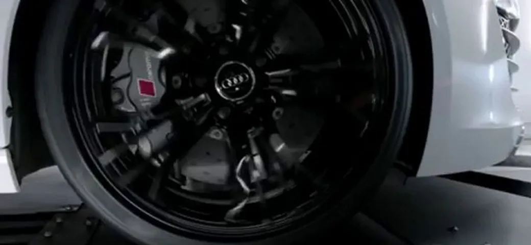 Audi R8 V10 Plus in video