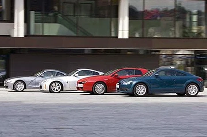 Audi TT contro BMW Z4, Nissan 350Z, Alfa Brera