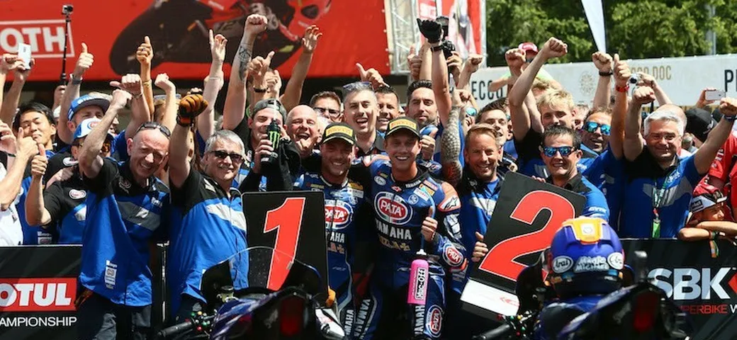 Superbike: Yamaha conferma Lowes e Van Der Mark