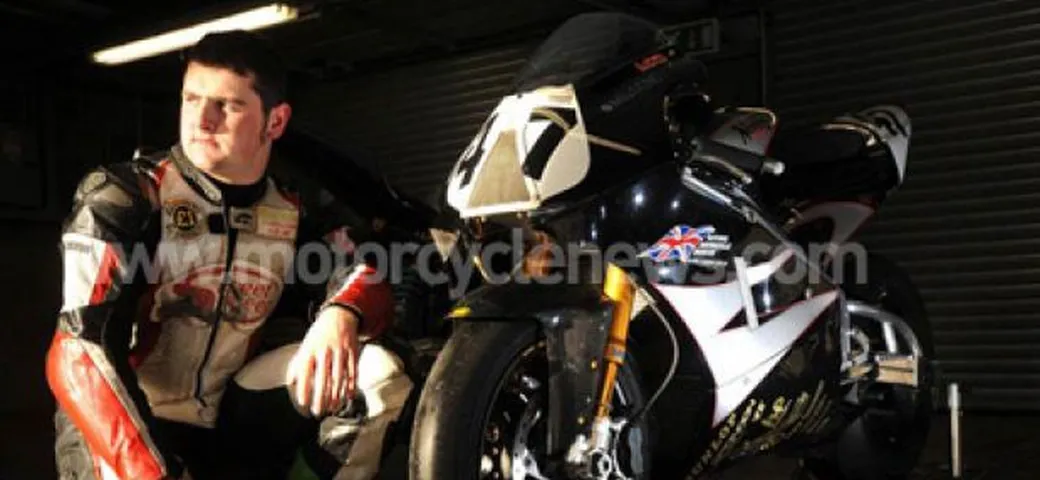 Michael Dunlop con una Norton per il TT 2009