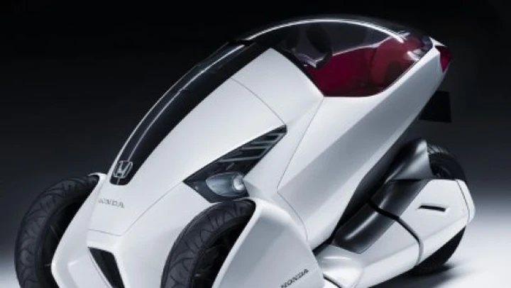Honda 3R-C Concept: tre ruote dal futuro, disegnate in Italia