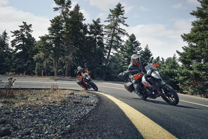KTM 390 Adventure 2024: debutta ufficialmente la nuova versione [FOTO e VIDEO]