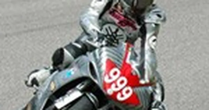 Guida da Supermotard con l'R1
