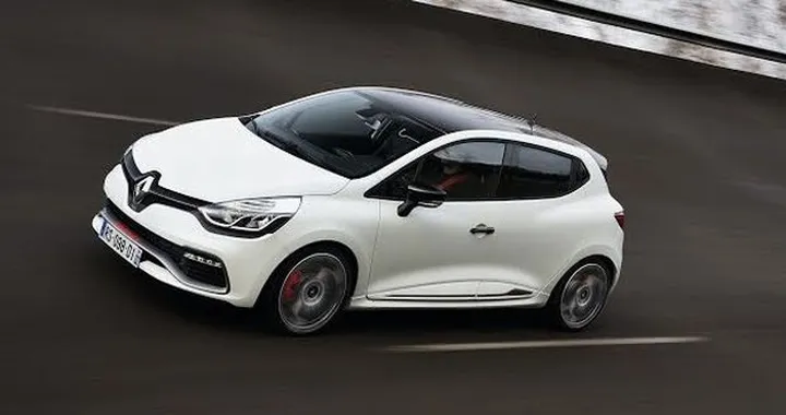 Renault Clio RS 220 Trophy: prezzo di 25.900 euro