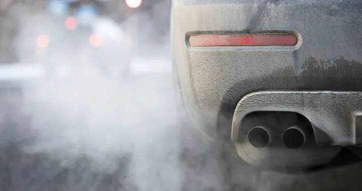 Blocco delle auto diesel Euro 5, è scontro: interrogativi sulle ripercussioni economiche