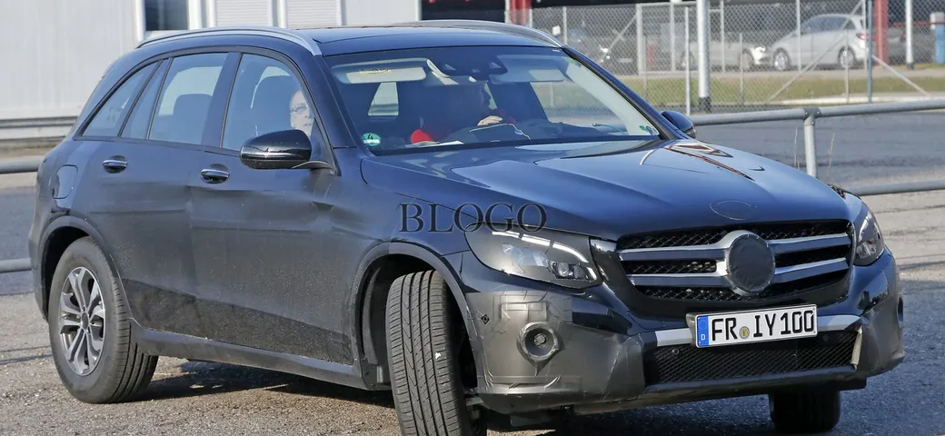 Foto spia Mercedes GLC