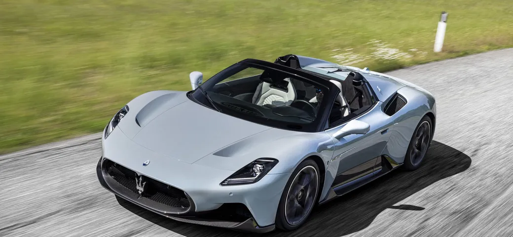 Nuova Maserati MC20 Cielo: svelata la versione open-air