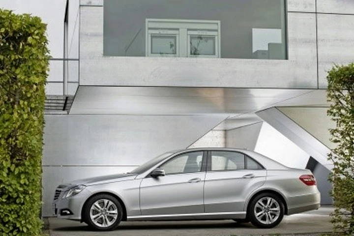 Mercedes Classe E: prezzi a partire da 41.590 euro franco fabbrica