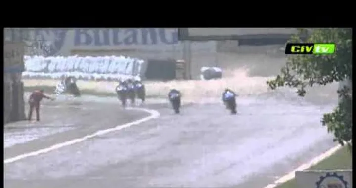 Yamaha R Series Cup 2011: Agnelli e Brunelli conquistano Monza al fotofinish