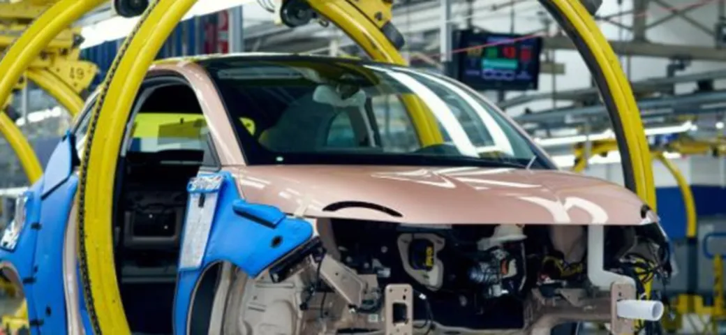 Mirafiori si ferma per preparare le linee della nuova Fiat 500 Ibrida