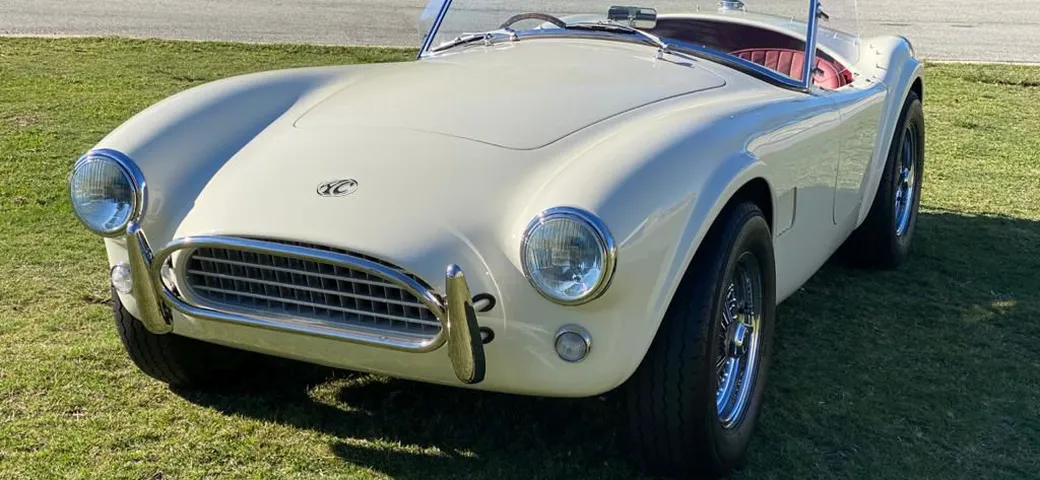 AC Cobra: le nuove versioni Series 1 Electric e 140 Charter Edition