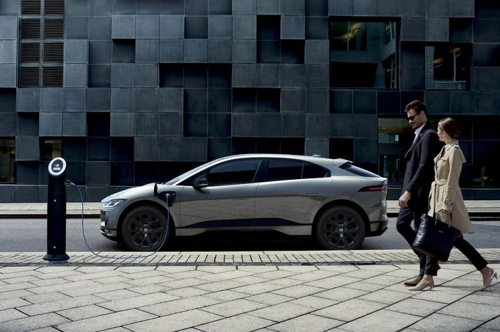 Jaguar I-Pace Black: arriva la nuova edizione speciale