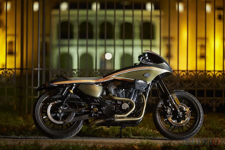 Harley-Davidson Sportster Roadster “Velvet” H-D Ravenna