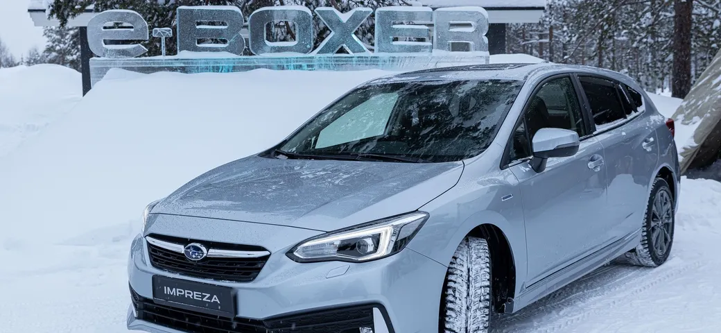 Subaru Impreza: la versione e-Boxer a propulsione ibrida