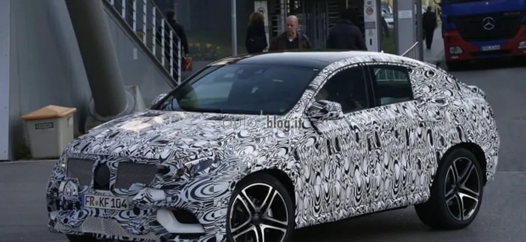 Mercedes MLC: nuove foto spia