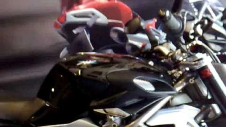 MV Agusta Brutale 2010: La più bella del reame