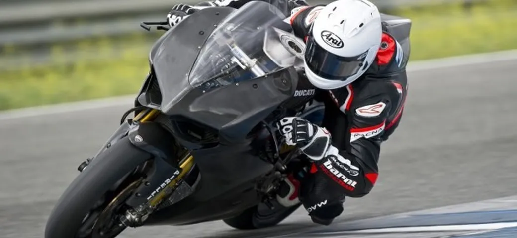 Test WSBK Jerez: Caduta per Mercado, frattura dello scafoide